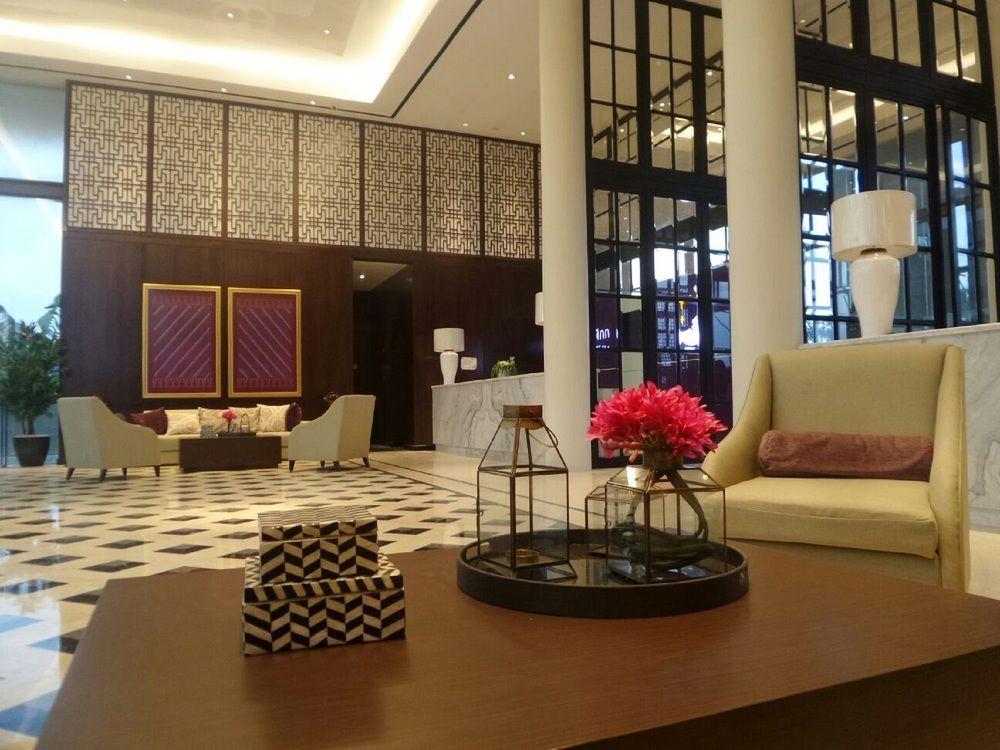 Premier Place Surabaya Airport Sidoarjo Exterior foto